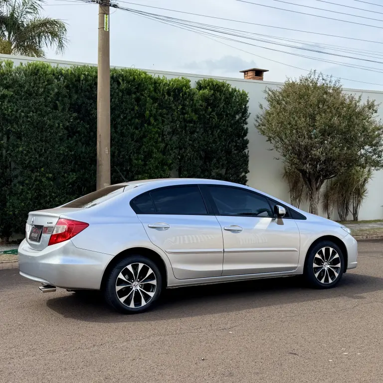 HONDA Civic - Foto