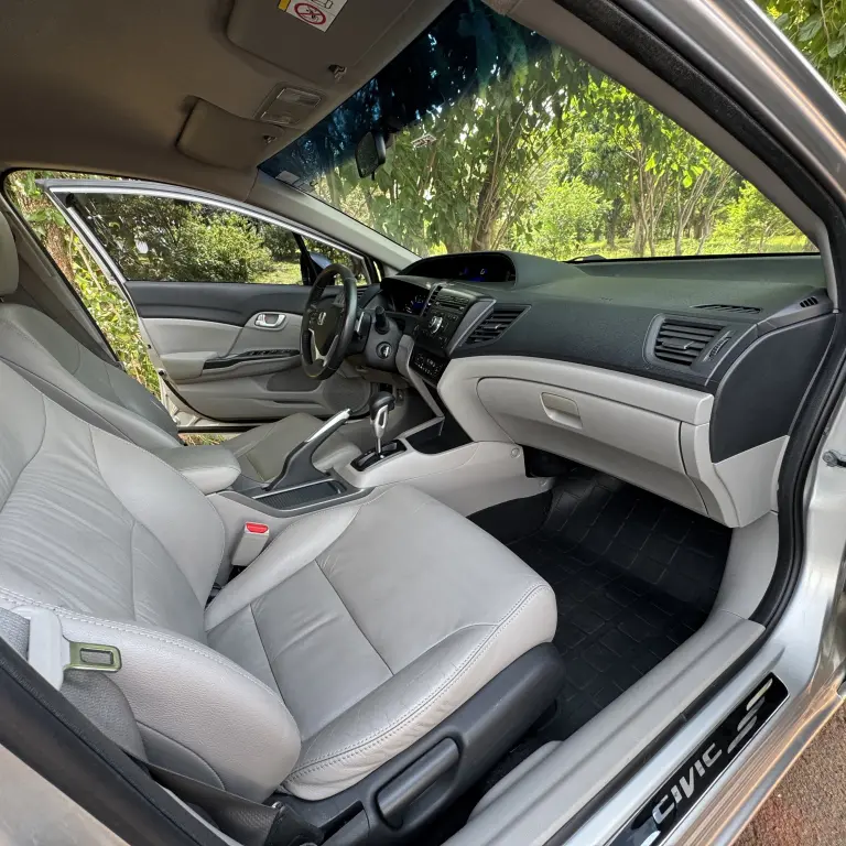 HONDA Civic - Foto