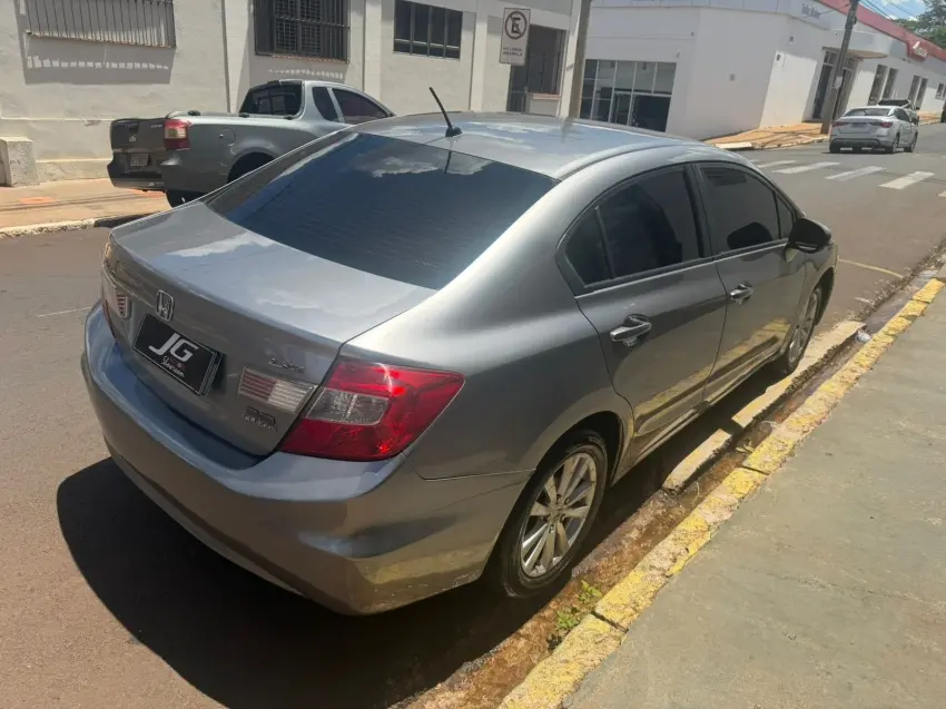 HONDA Civic - Foto