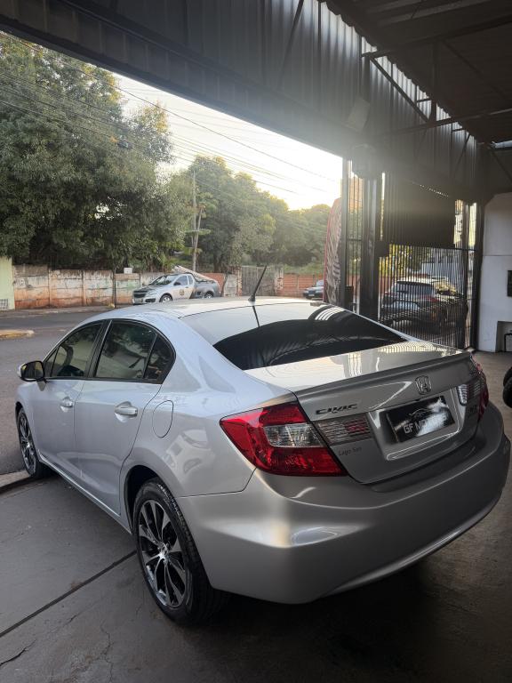 HONDA Civic - Foto