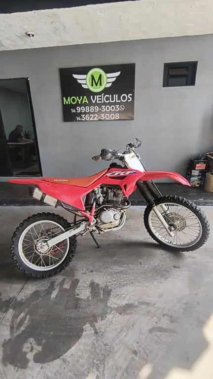 HONDA CRF 230 - Foto