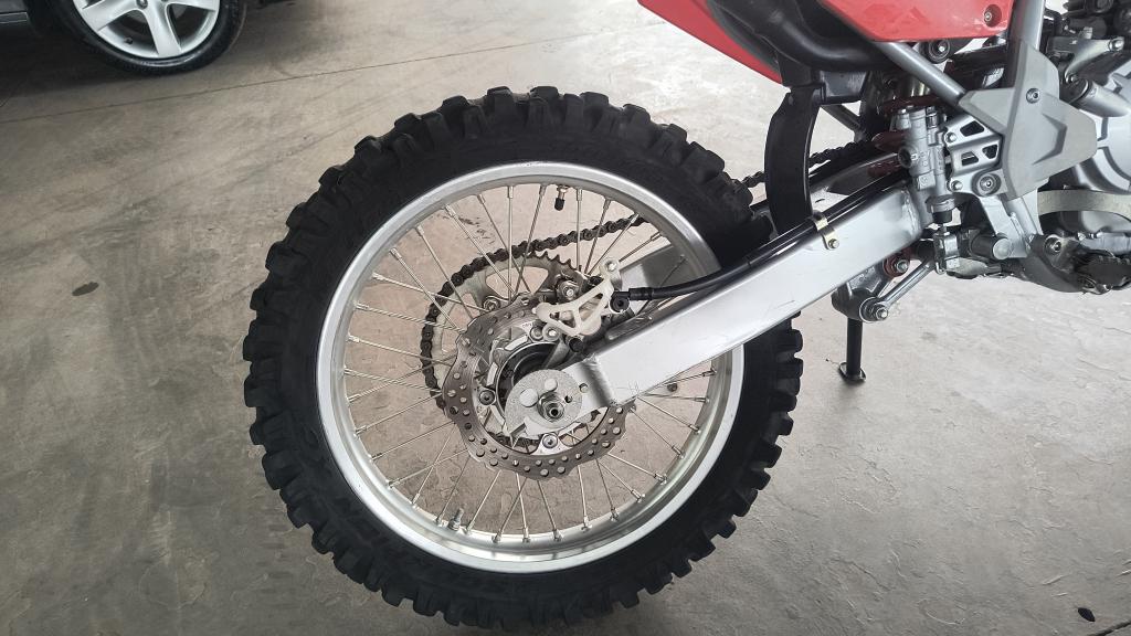 HONDA CRF 250 - Foto