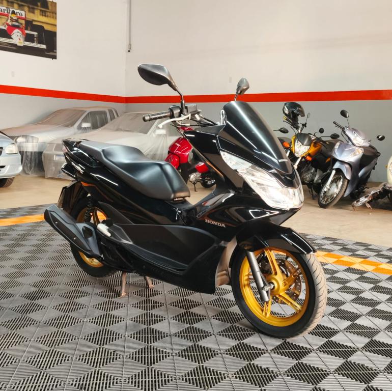 HONDA PCX 150 - Foto