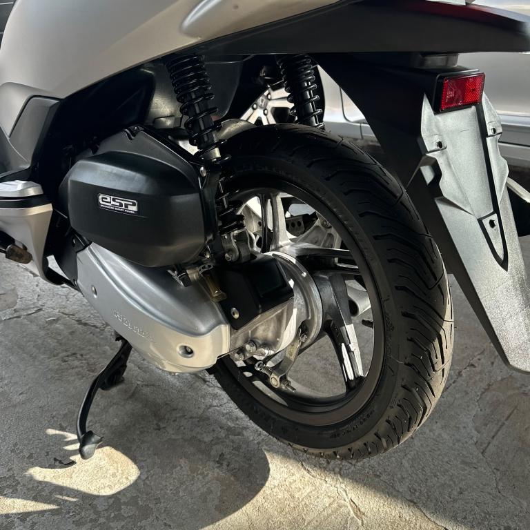 HONDA PCX 150 - Foto