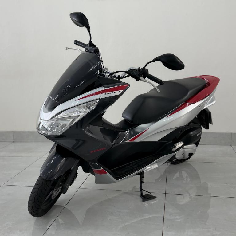 HONDA PCX 150 - Foto