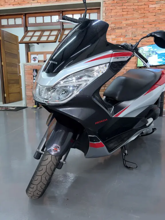 HONDA PCX 150 - Foto