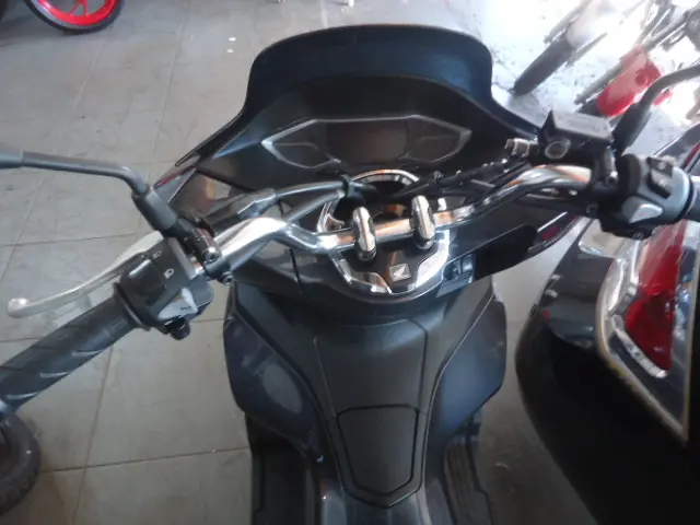 HONDA PCX 160 - Foto