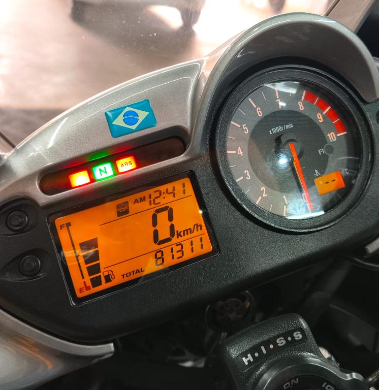 HONDA XL 700V Transalp - Foto