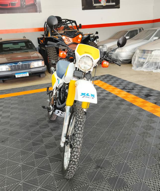 HONDA XLX 250R - Foto