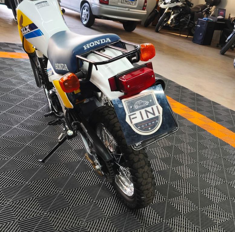 HONDA XLX 250R - Foto