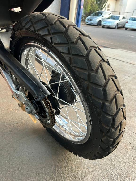 HONDA XLX 250R - Foto