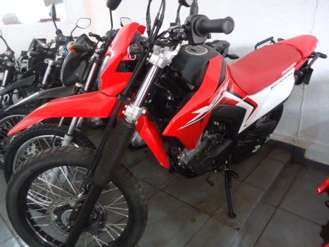 HONDA XR 300 L Tornado - Foto
