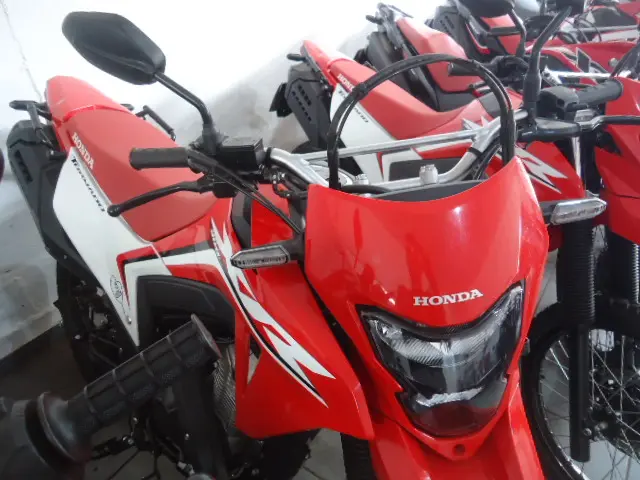 HONDA XR 300 L Tornado - Foto