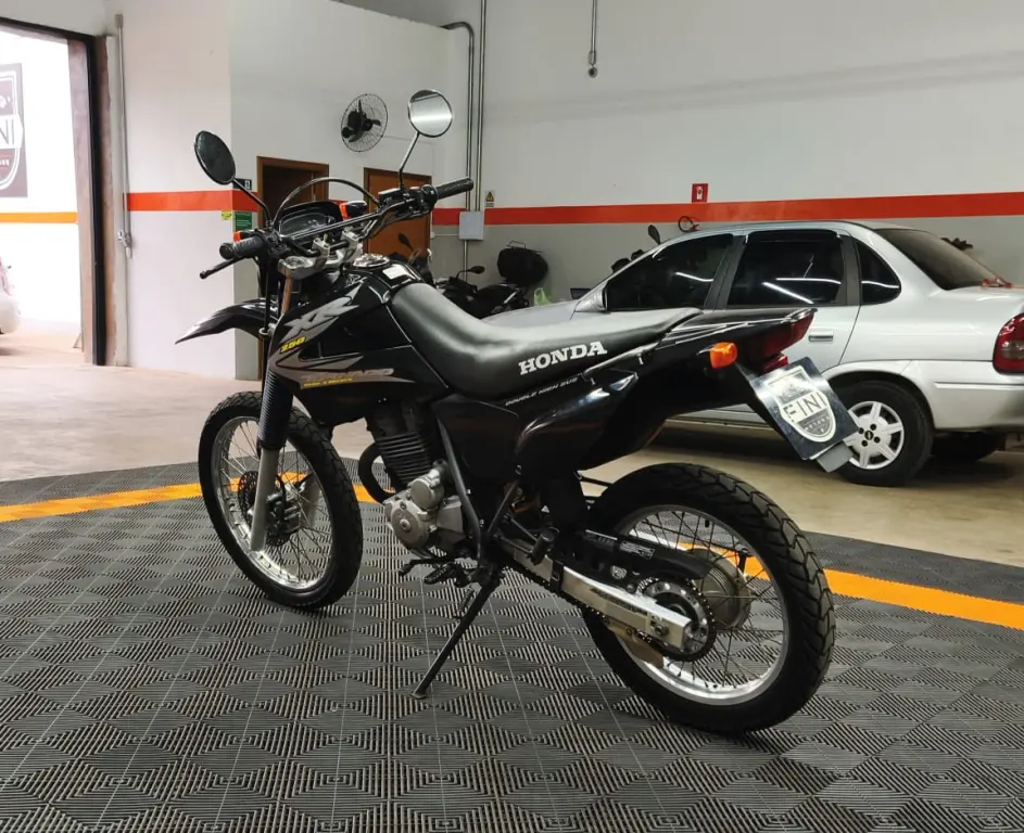 HONDA XR Tornado 250 - Foto