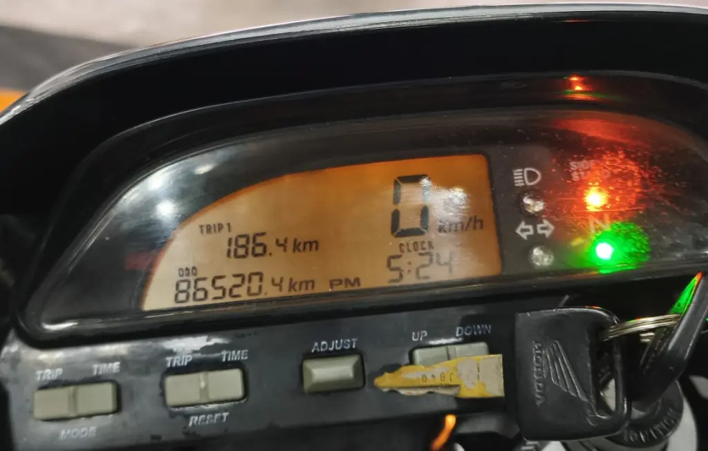 HONDA XR Tornado 250 - Foto