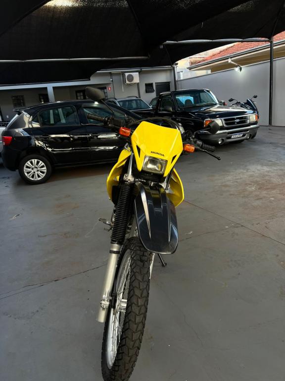 HONDA XR Tornado 250 - Foto