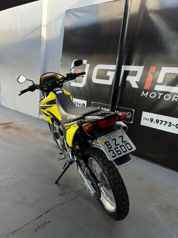 HONDA XR Tornado 250 - Foto