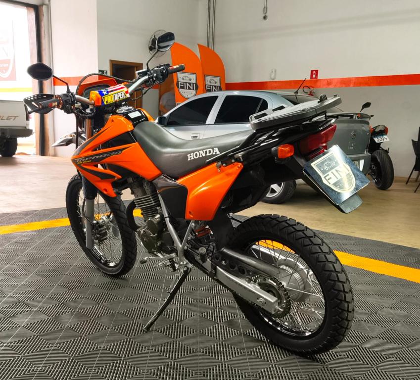 HONDA XR Tornado 250 - Foto