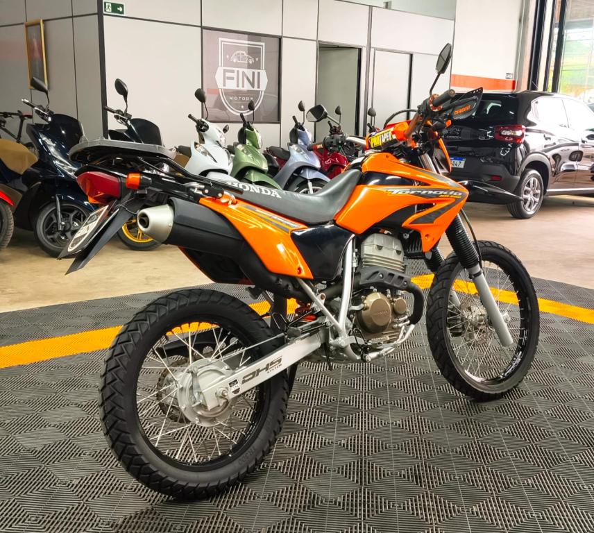 HONDA XR Tornado 250 - Foto