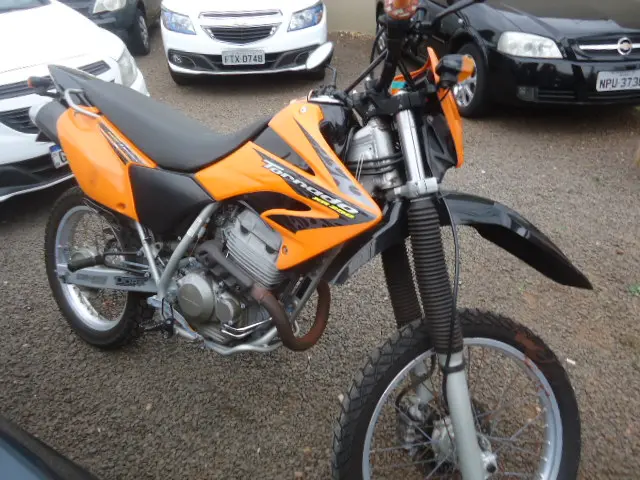 HONDA XR Tornado 250 - Foto