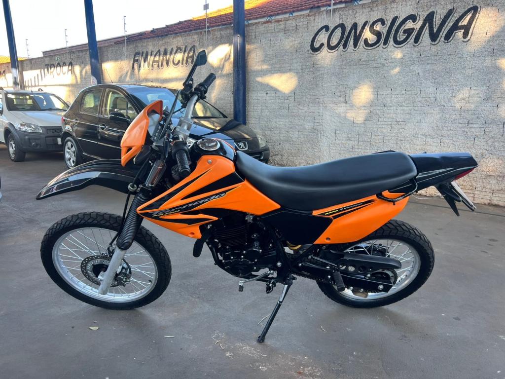 HONDA XR Tornado 250 - Foto