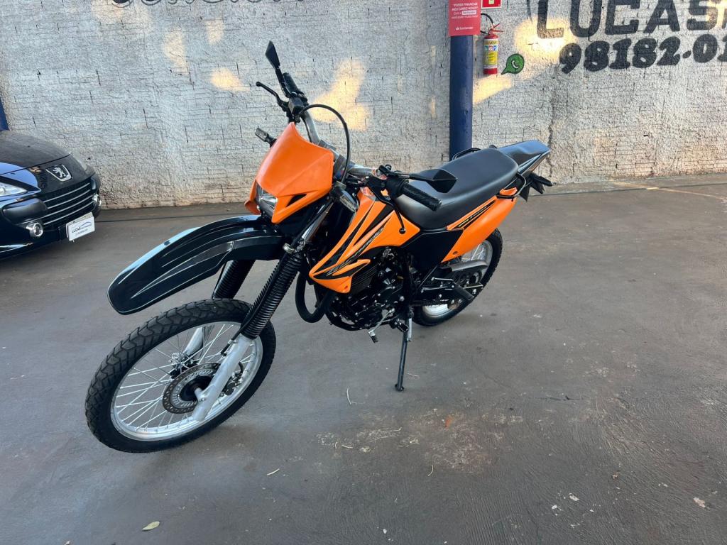 HONDA XR Tornado 250 - Foto