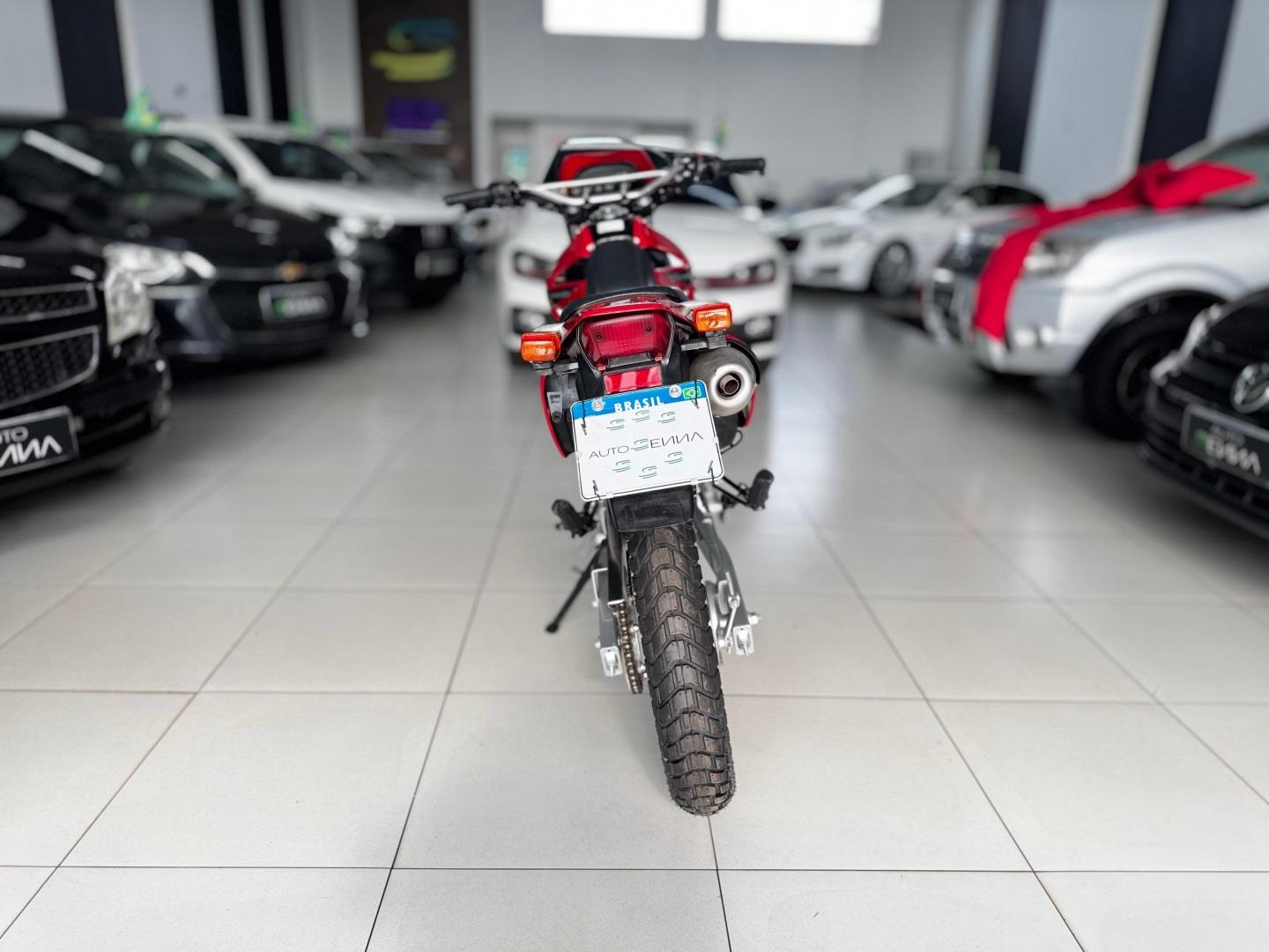 HONDA XR Tornado 250 - Foto