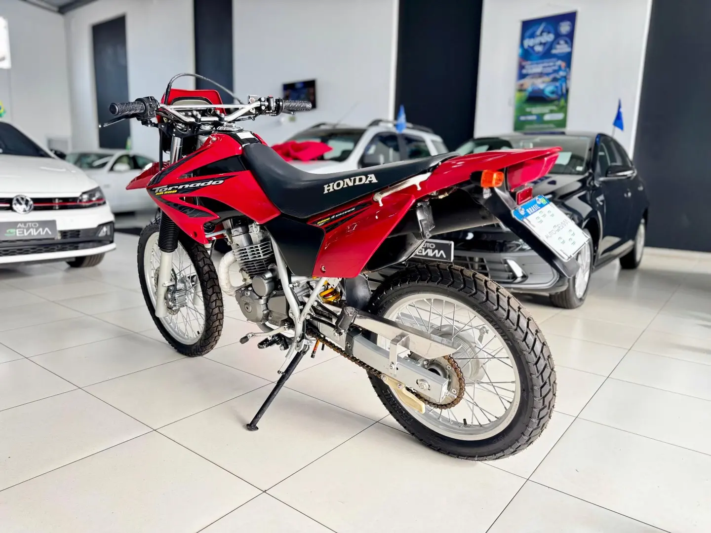 HONDA XR Tornado 250 - Foto