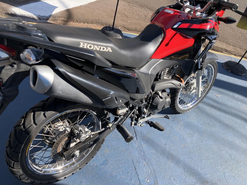 HONDA XRE 190 - Foto