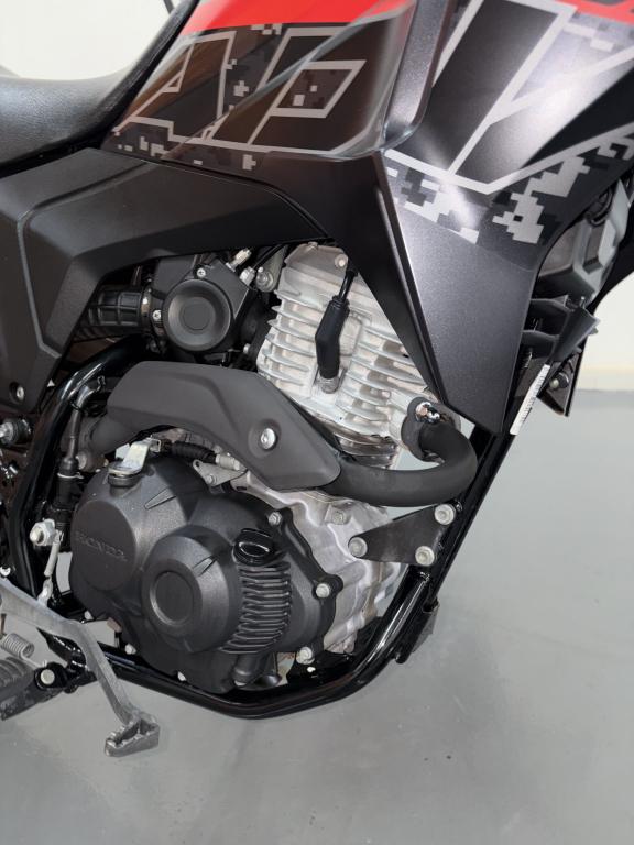 HONDA XRE 190 - Foto