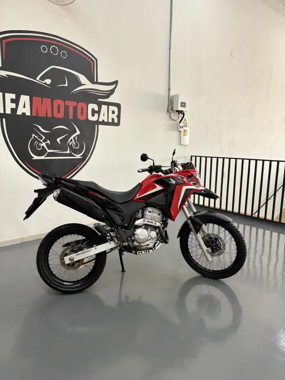 HONDA XRE 300