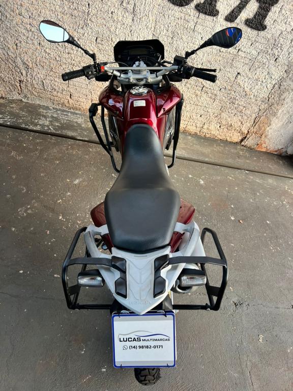 HONDA XRE 300 - Foto