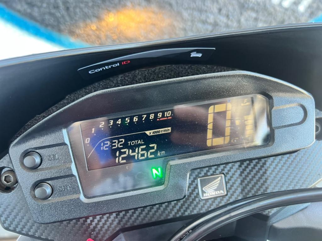 HONDA XRE 300 - Foto