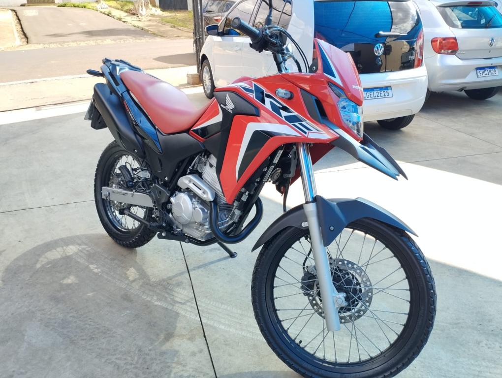 HONDA XRE 300 - Foto