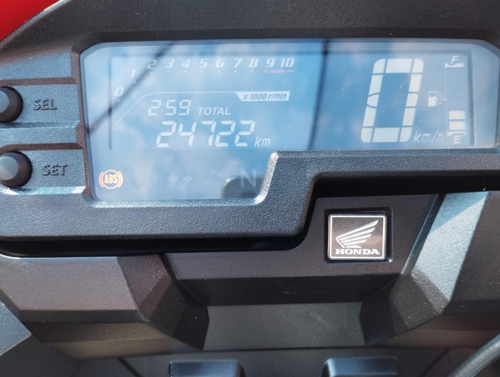 HONDA XRE 300 - Foto