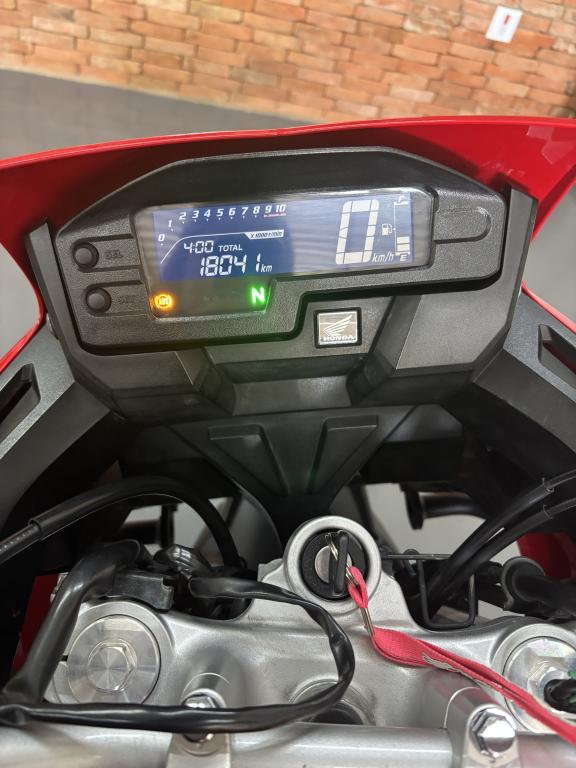 HONDA XRE 300 - Foto