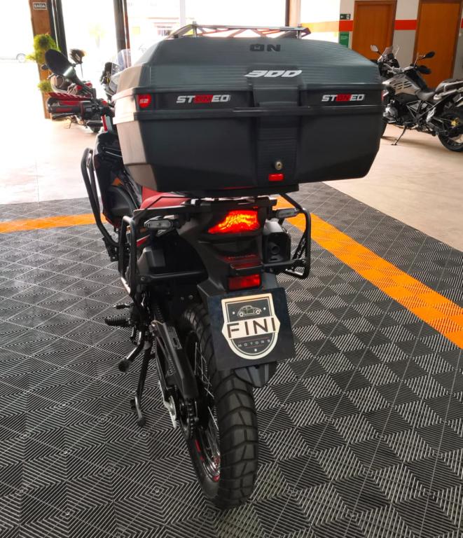 HONDA XRE 300 Sahara - Foto