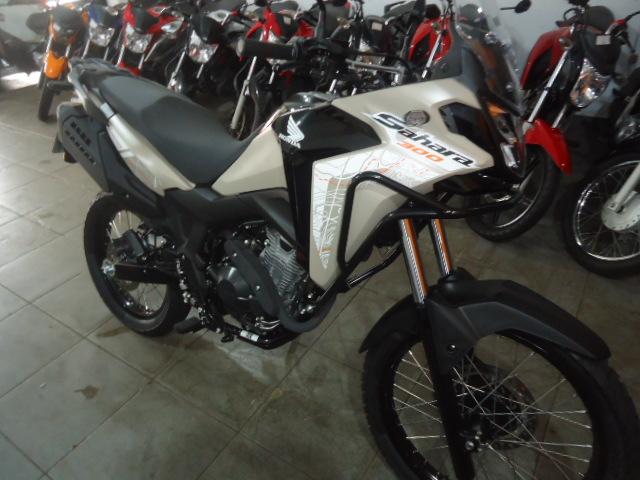 HONDA XRE 300 Sahara - Foto