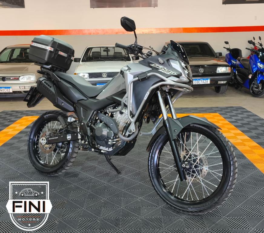 HONDA XRE 300 Sahara
