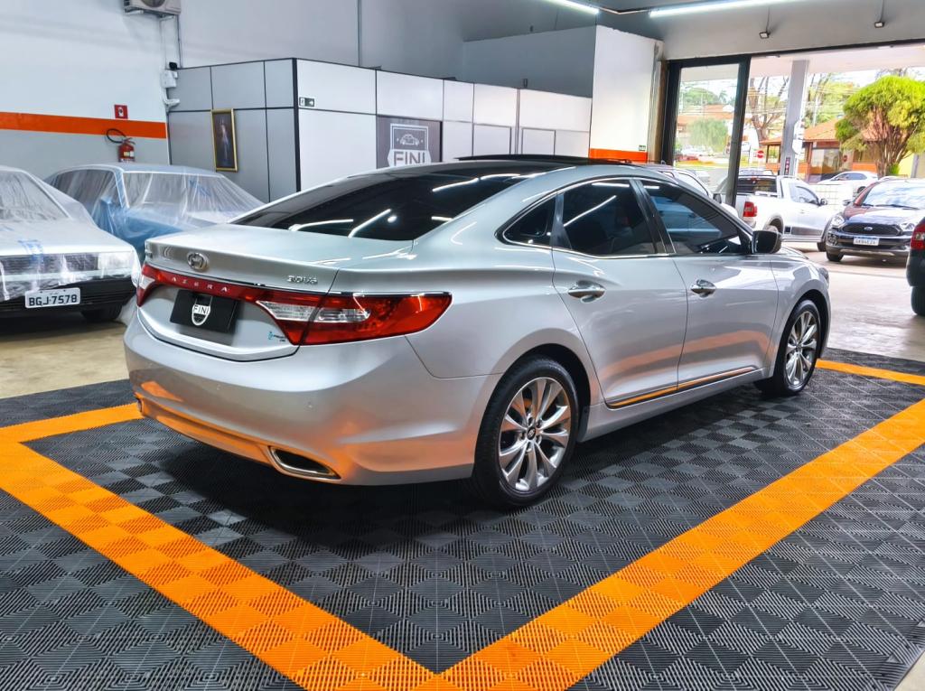 HYUNDAI Azera - Foto