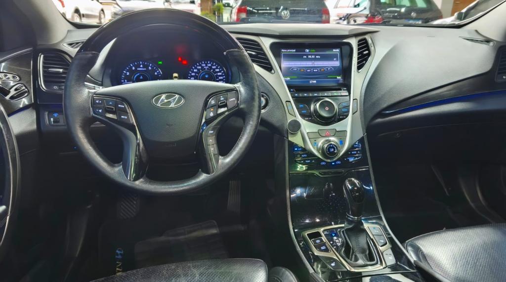 HYUNDAI Azera - Foto