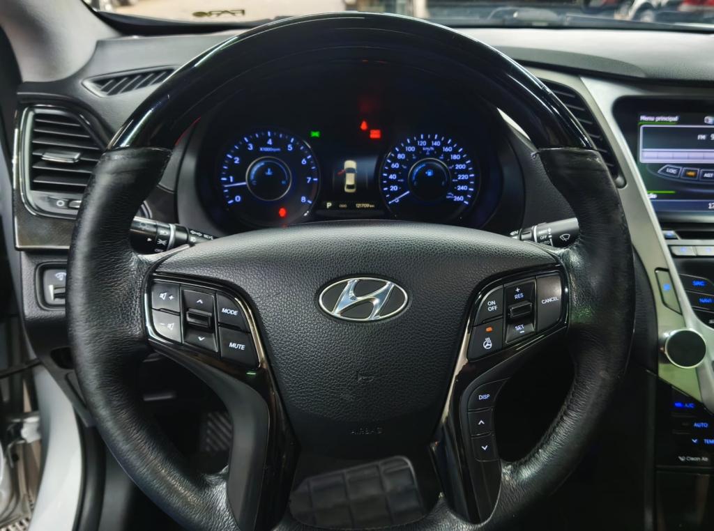 HYUNDAI Azera - Foto