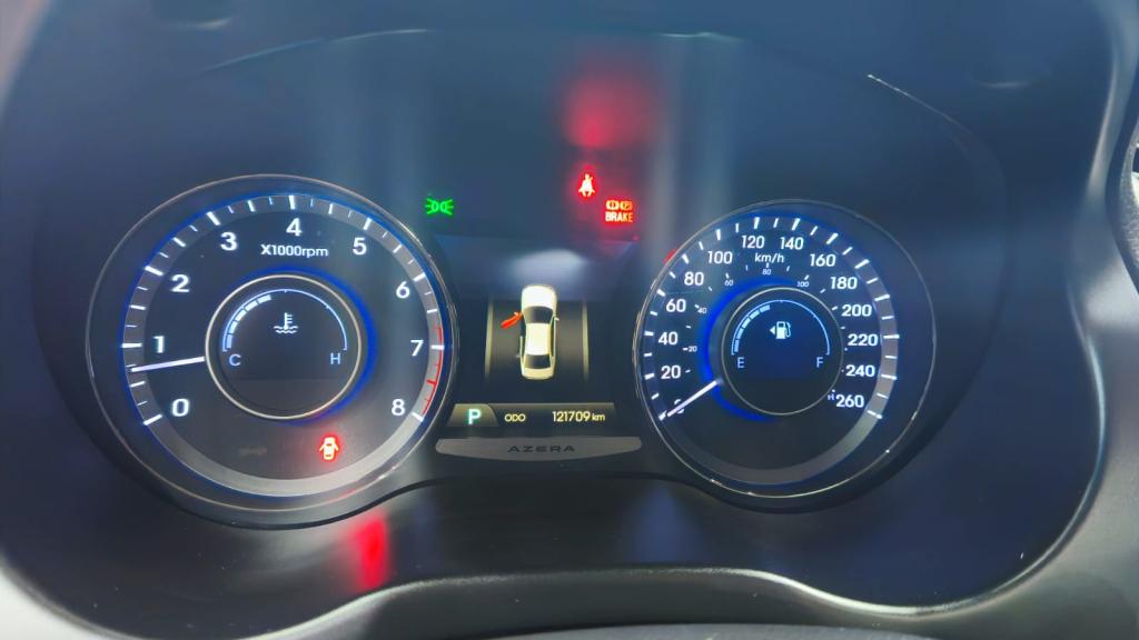 HYUNDAI Azera - Foto