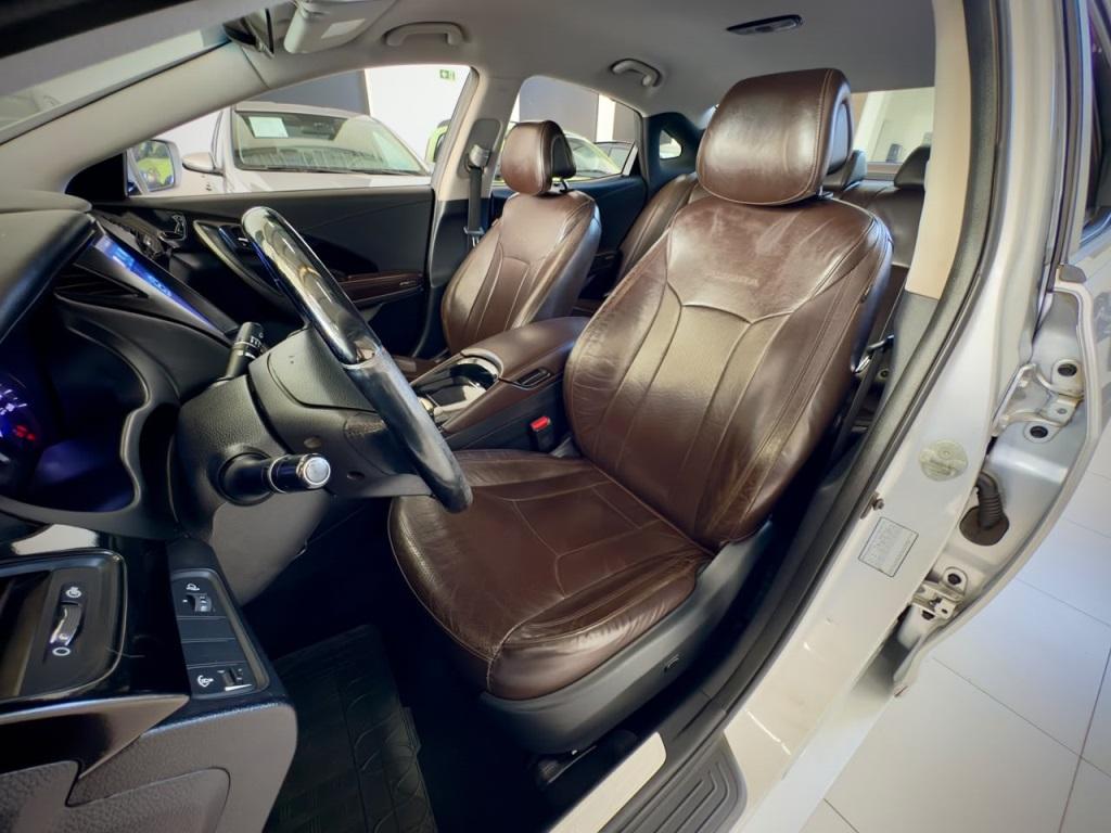 HYUNDAI Azera - Foto