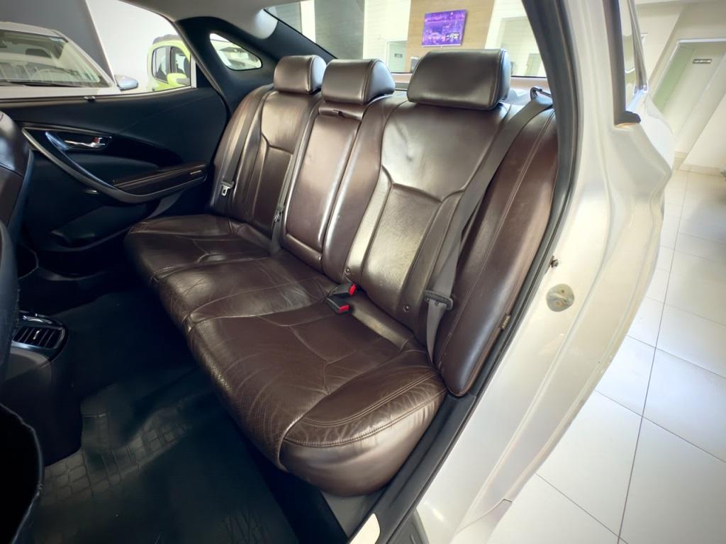 HYUNDAI Azera - Foto