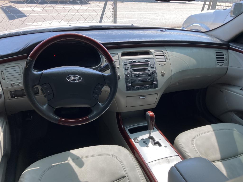 HYUNDAI Azera - Foto