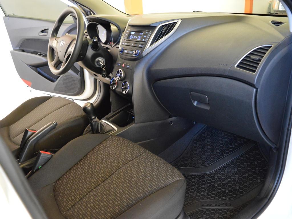 HYUNDAI HB 20 Hatch - Foto