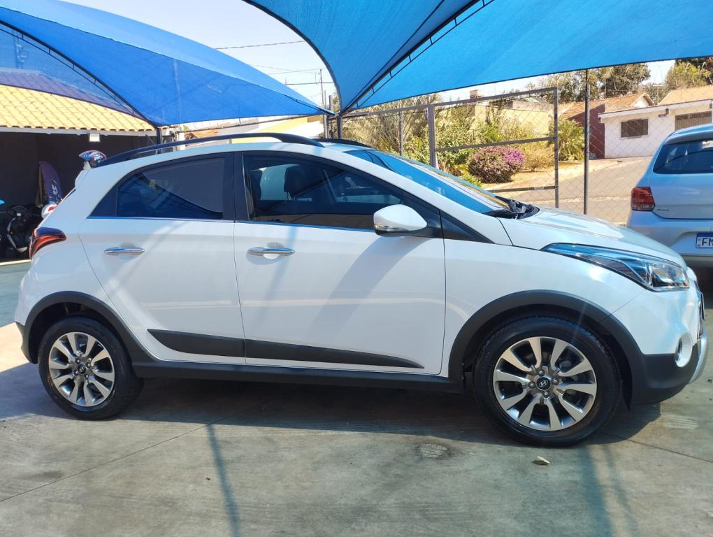 HYUNDAI HB 20 Hatch X - Foto