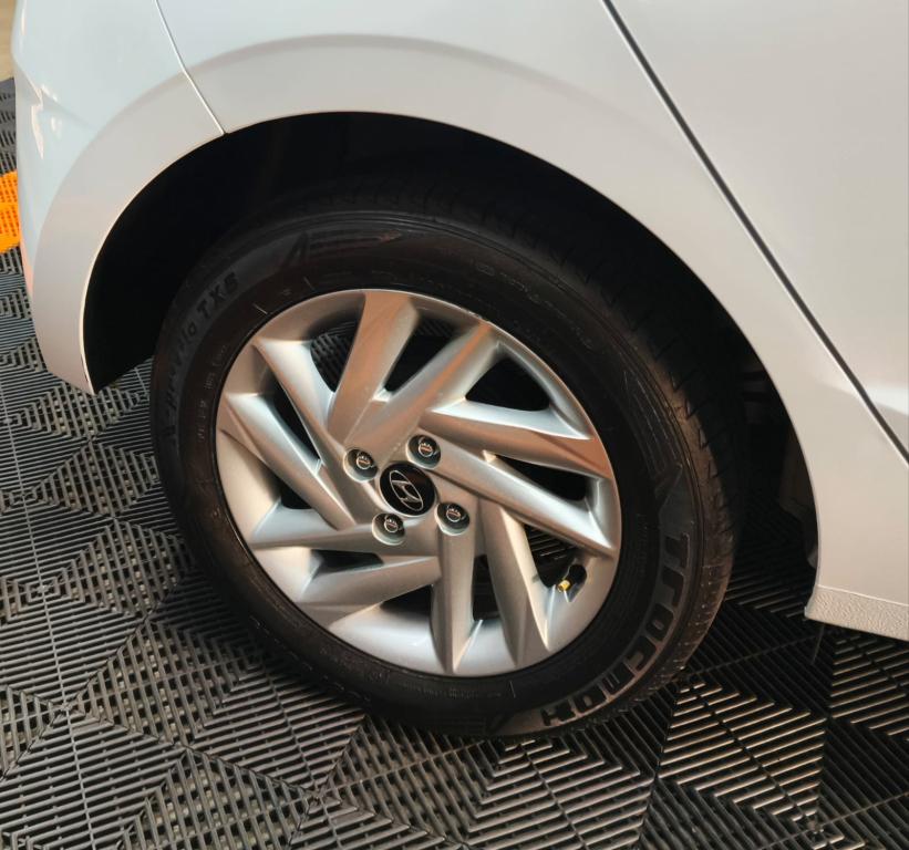 HYUNDAI HB 20 Hatch - Foto