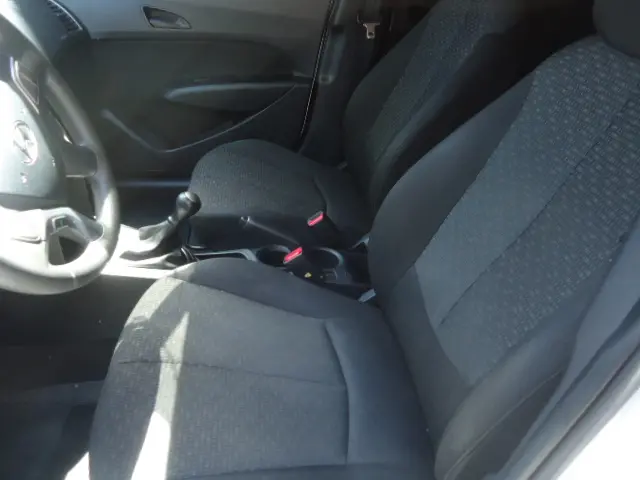 HYUNDAI HB 20 Hatch - Foto